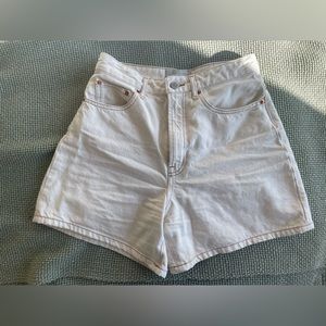Everlane A-line denim short